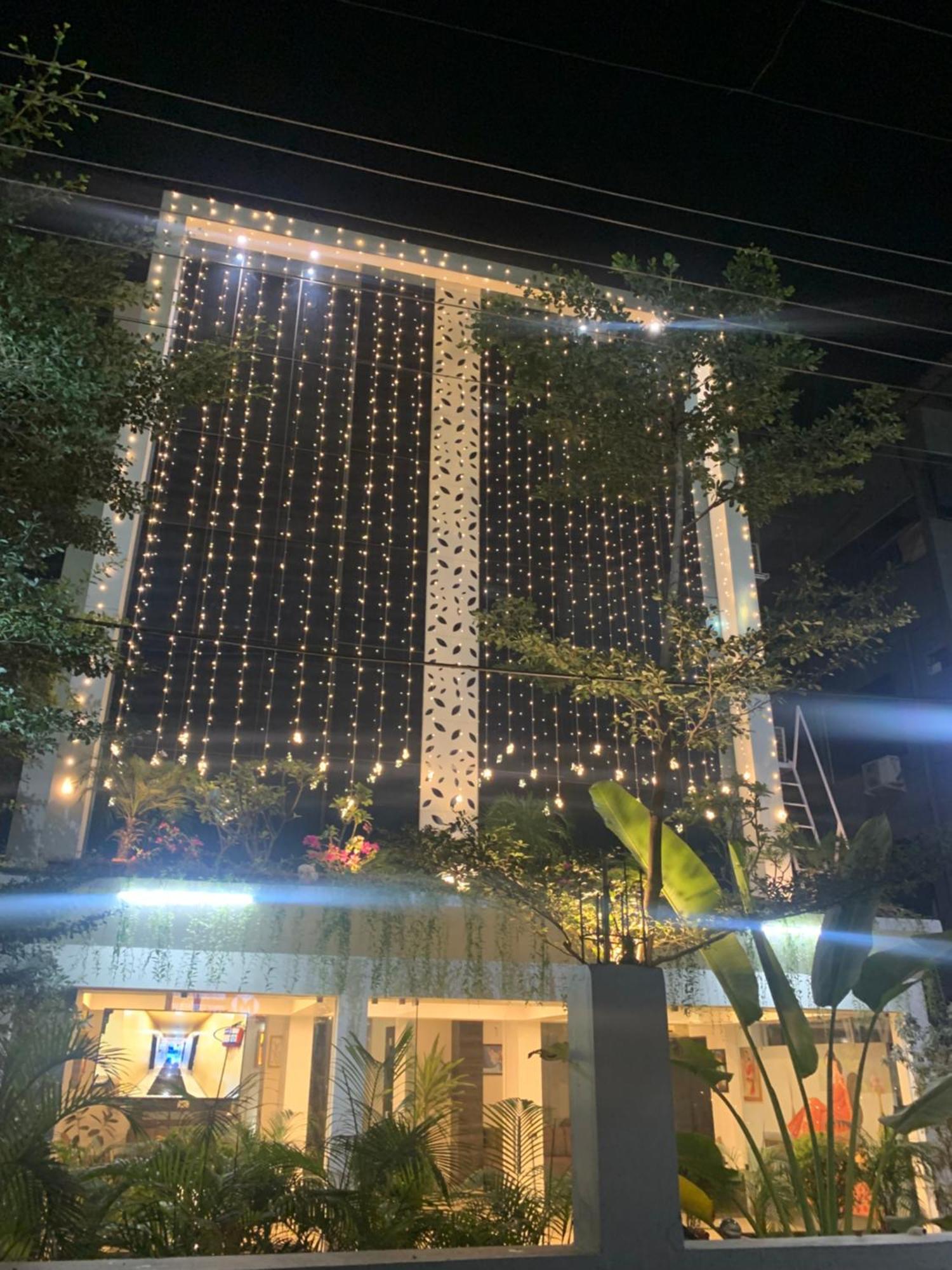 Hotel Nirvana Residency Ναγκπούρ Εξωτερικό φωτογραφία